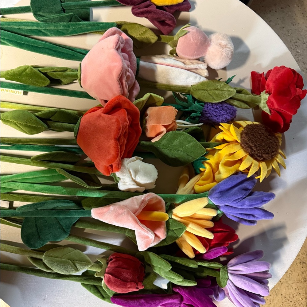 Cj hendry flower market bouquet